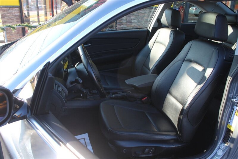 Used 2009 BMW 128i Coupe RWD image 9