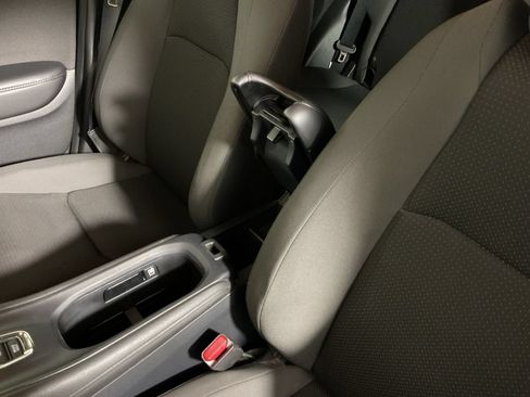 Used 2019 Honda HR-V EX image 28