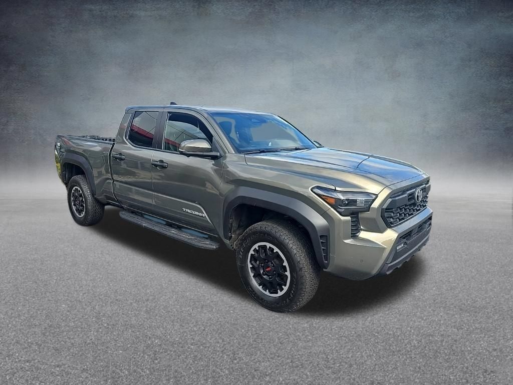 Used 2024 Toyota Tacoma TRD Off-Road w/ TRD Off Road Premium Package AWD/4WD image 2
