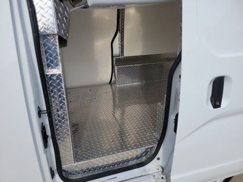 Used 2020 Nissan NV200 S image 12