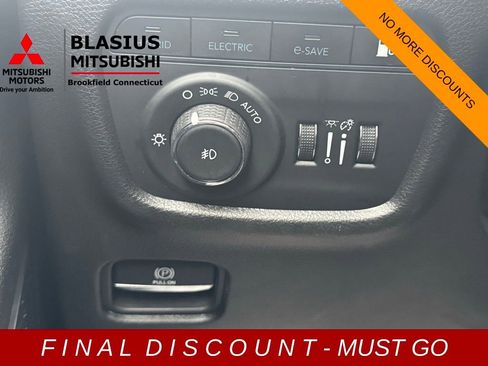 Used 2023 Jeep Grand Cherokee 4WD 4xe image 29