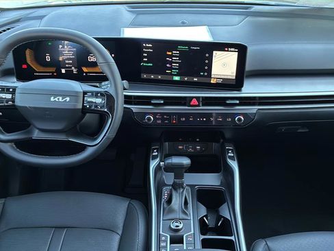 New 2026 Kia Sorento EX FWD image 17