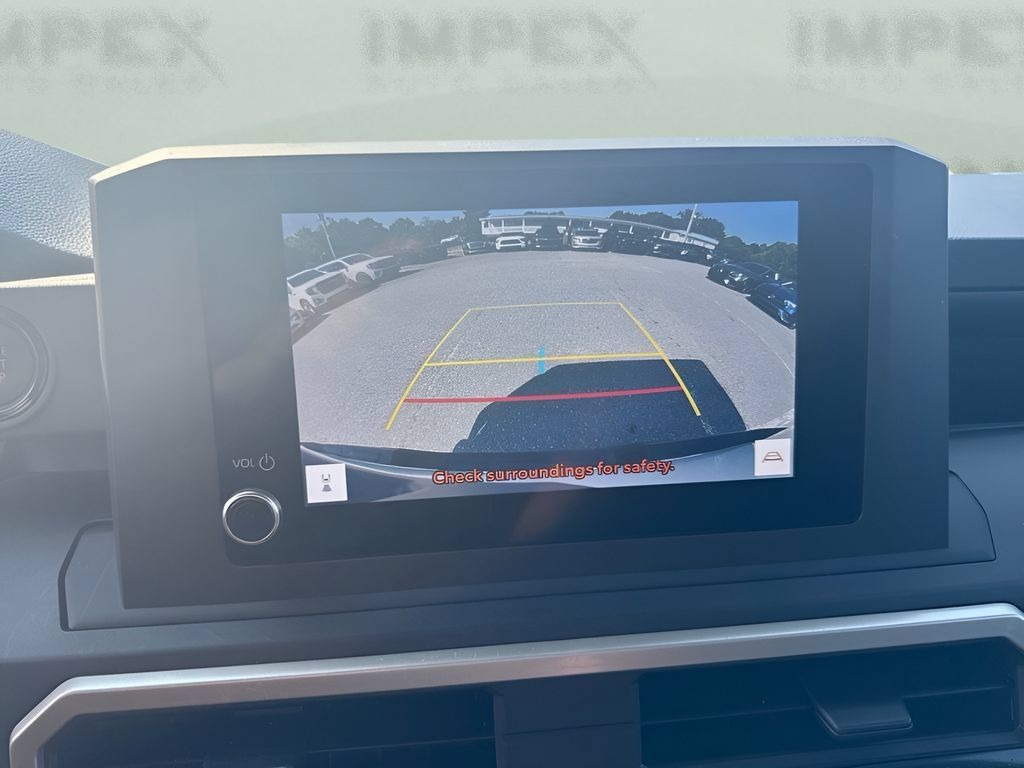 Used 2025 Toyota Tacoma SR RWD image 17