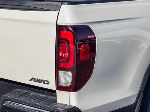 Used 2018 Honda Ridgeline RTL-E image 9