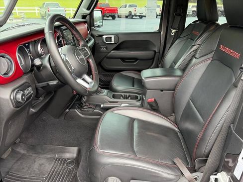Used 2019 Jeep Wrangler Rubicon AWD/4WD image 24