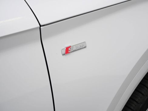 Used 2024 Audi Q5 2.0T Premium Plus AWD/4WD image 8