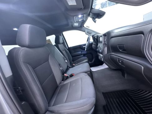 Used 2025 Chevrolet Silverado 1500 Custom image 32