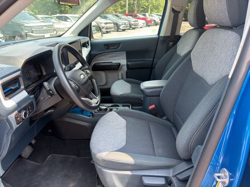 Used 2025 Ford Maverick XLT w/ Equipment Group 302A AWD/4WD image 21