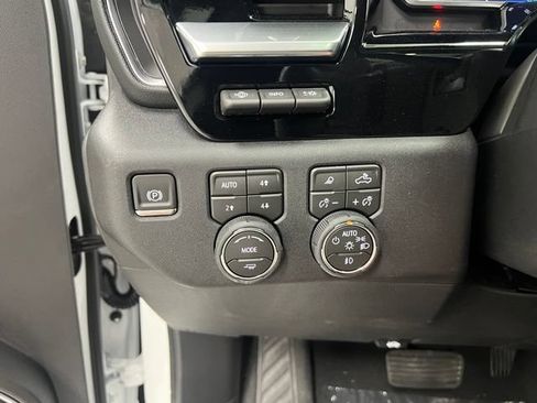 New 2026 Chevrolet Silverado 1500 LTZ w/ LTZ Premium Package AWD/4WD image 14