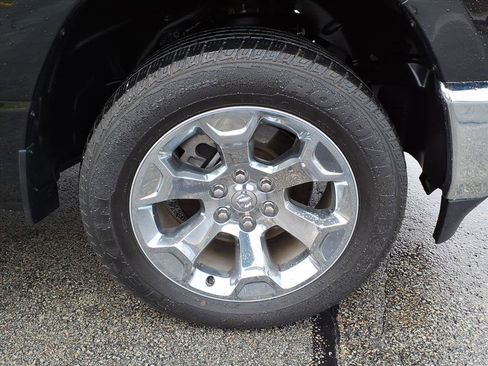 Certified 2022 RAM 1500 Big Horn image 6