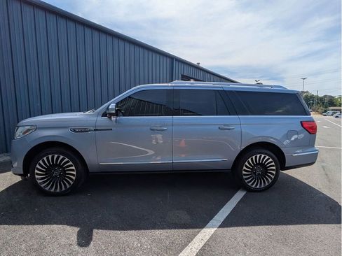 Used 2021 Lincoln Navigator L Black Label w/ Cargo Convenience Package AWD/4WD image 10