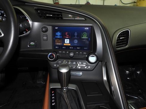 Used 2014 Chevrolet Corvette Stingray Coupe w/ 2LT Preferred Equipment Group image 28