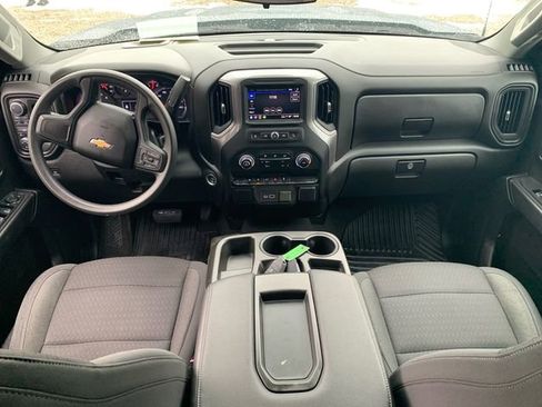 Certified 2022 Chevrolet Silverado 1500 Custom w/ LPO, Dark Essentials Package AWD/4WD image 19
