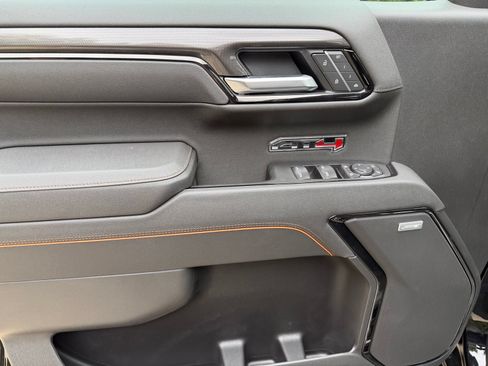New 2026 GMC Sierra 1500 AT4 w/ AT4 Premium Package AWD/4WD image 9