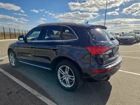 Used 2017 Audi Q5 2.0T Premium Plus w/ Technology Package image 3