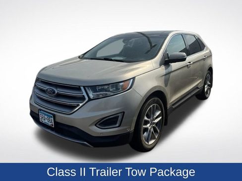Used 2018 Ford Edge Titanium w/ Equipment Group 302A AWD/4WD image 12