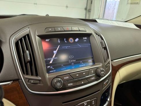 Used 2017 Buick Regal Premium w/ Driver Confidence Package #1 image 17