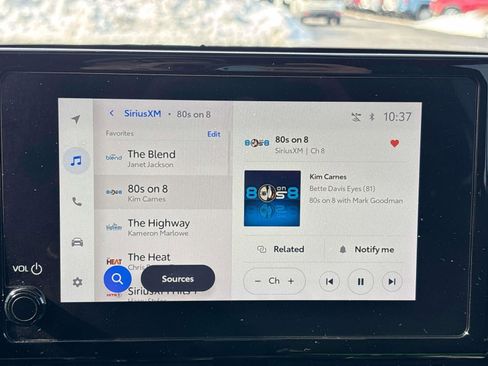 Certified 2023 Toyota Corolla Cross LE w/ Moonroof Package image 21