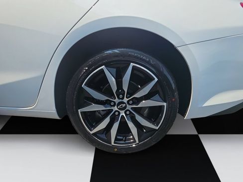 Used 2023 Chevrolet Malibu RS FWD image 14