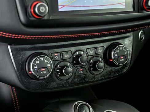 Used 2016 Ferrari FF AWD/4WD image 29