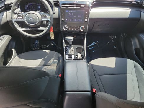 Used 2023 Hyundai Tucson SE FWD image 22