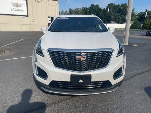 Used 2023 Cadillac XT5 Premium Luxury w/ Technology Package image 3