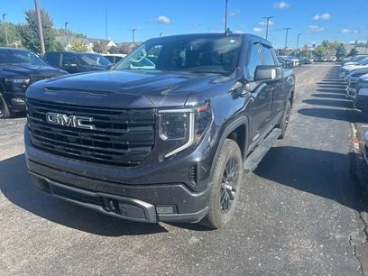 Used 2022 GMC Sierra 1500 Elevation w/ Elevation Premium Package