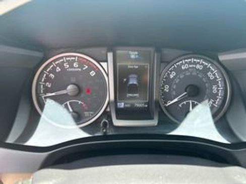 Used 2023 Toyota Tacoma TRD Sport AWD/4WD image 11