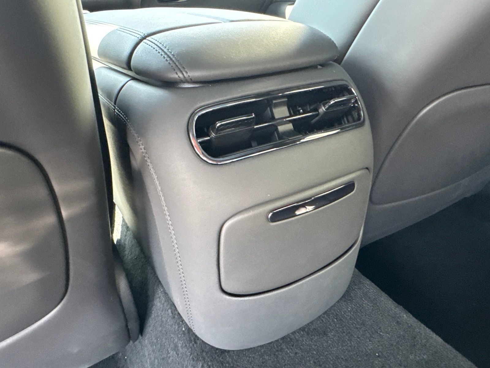 New 2026 Genesis G90 3.5T Prestige AWD/4WD image 16