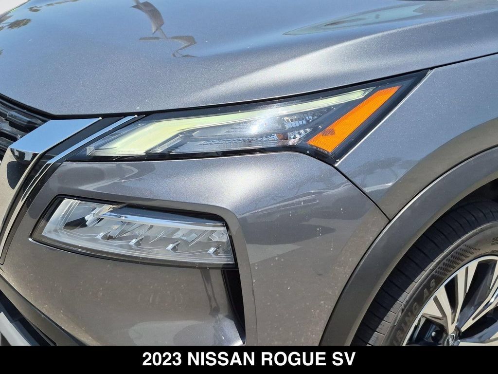 Used 2023 Nissan Rogue SV FWD image 10