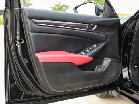 Used 2019 Honda Accord Sport image 44
