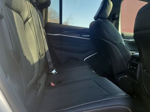 New 2026 Jeep Grand Cherokee Limited AWD/4WD image 31