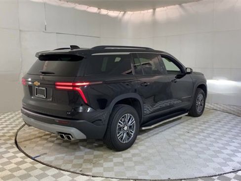 Certified 2024 Chevrolet Traverse LT w/ LPO, Floor Liner Package image 8