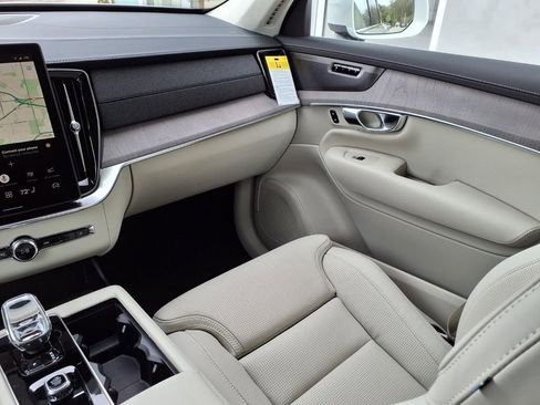 New 2026 Volvo XC90 T8 Ultra w/ Lounge Package AWD/4WD image 22