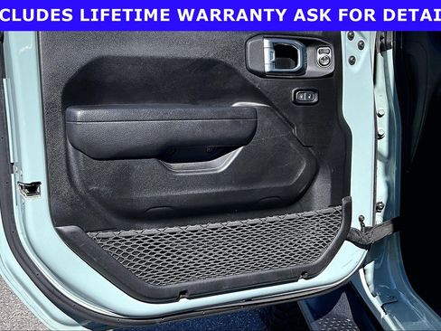 Used 2023 Jeep Wrangler Unlimited w/ Cold Weather Group AWD/4WD image 19