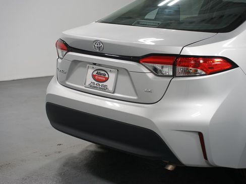 Certified 2023 Toyota Corolla LE image 9