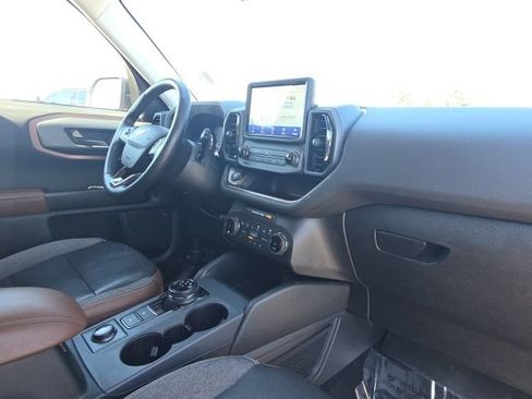 Used 2022 Ford Bronco Sport Outer Banks w/ Tech Package AWD/4WD image 21