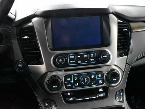 Used 2019 GMC Yukon XL Denali w/ Denali Ultimate Package image 23