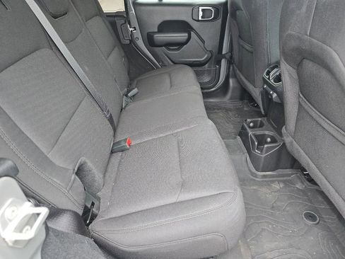 Used 2023 Jeep Wrangler Sport S image 16