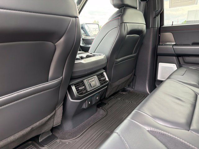 Used 2025 Ford F150 Raptor AWD/4WD image 33