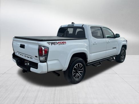 Used 2022 Toyota Tacoma TRD Sport image 5