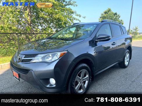 Used 2015 Toyota RAV4 XLE image 1