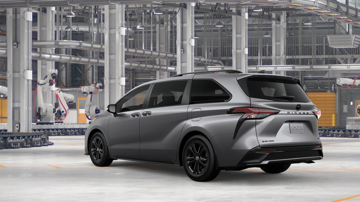 New 2026 Toyota Sienna XSE AWD/4WD image 8