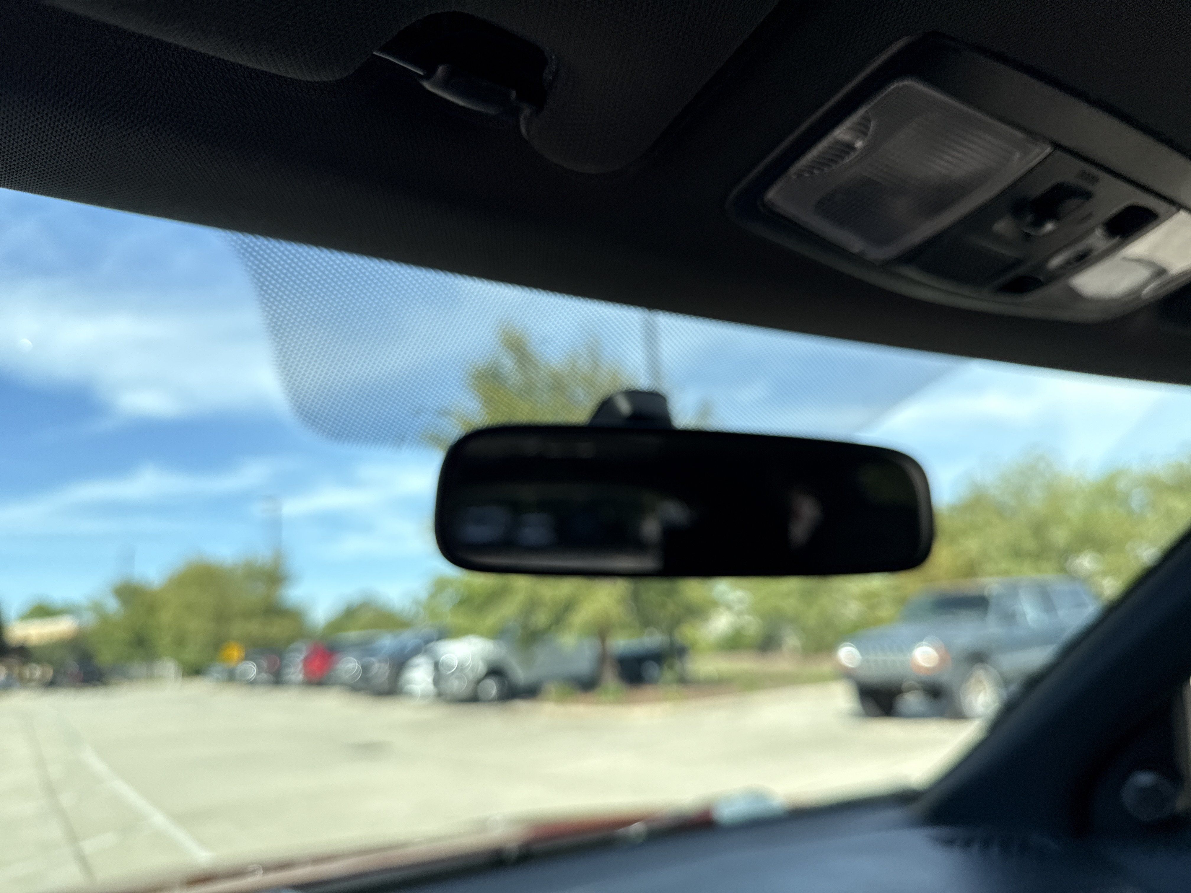 Used 2018 Mitsubishi Outlander LE AWD/4WD image 25