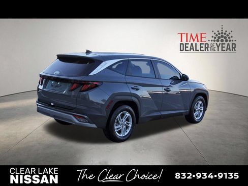Used 2025 Hyundai Tucson SE FWD image 7