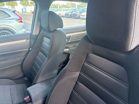 Used 2018 Honda CR-V LX image 12