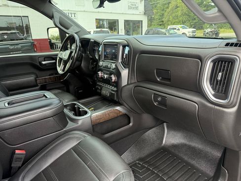 Used 2020 GMC Sierra 2500 Denali w/ Denali Ultimate Package AWD/4WD image 22