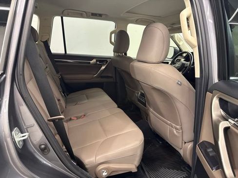 Used 2020 Lexus GX 460 Premium w/ Premium Package AWD/4WD image 12