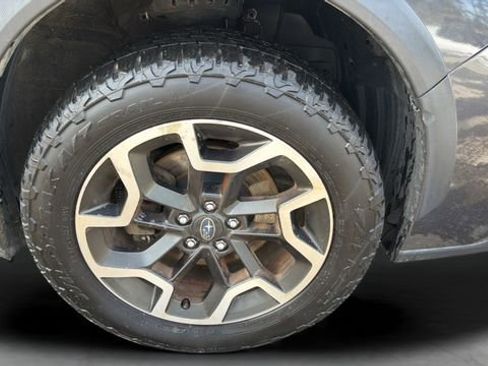 Used 2017 Subaru Crosstrek 2.0i Premium image 28