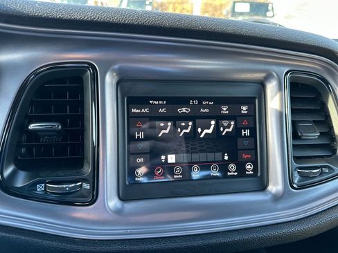 Used 2023 Dodge Challenger GT image 18